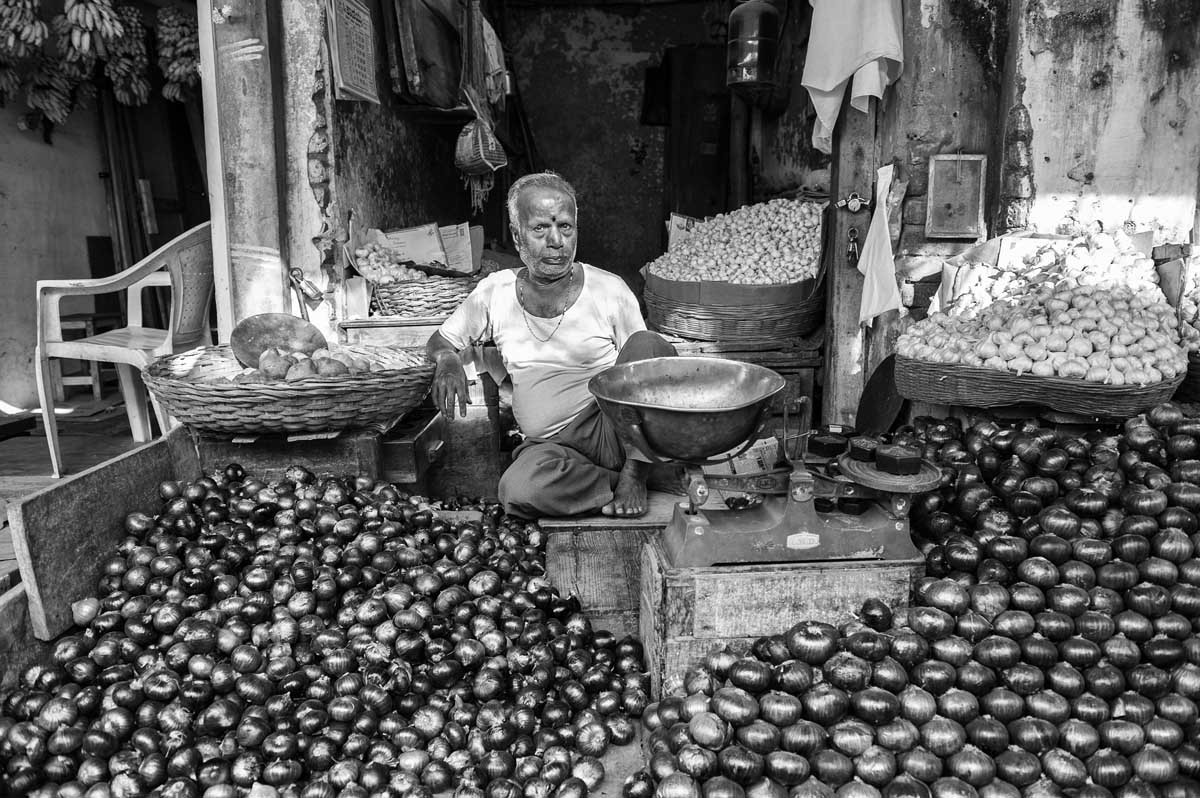 034-2232-karnataka-2013-14-mysore-bazaar