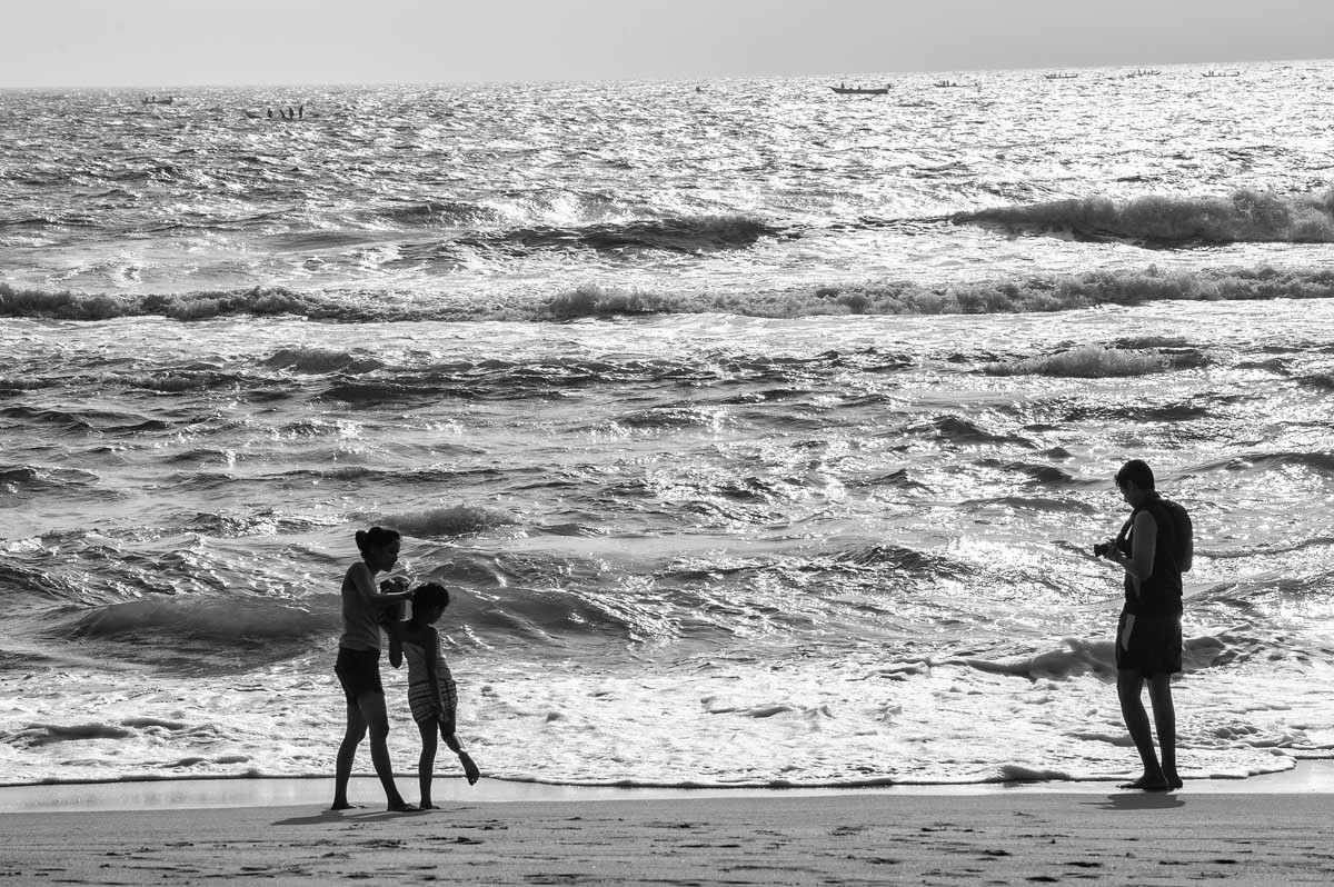 066-9325-tamil-nadu-2013-14-mahalipuram-chariot-beach-resort