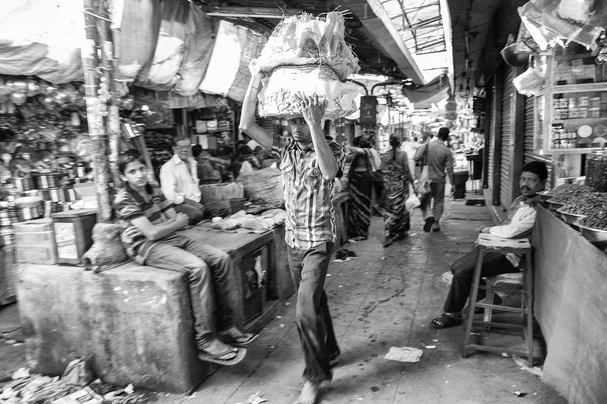 084-2695-karnataka-2013-14-mysore-bazaar