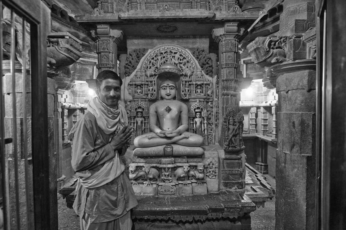 0423-0742-03.01.15-rajasthan-jaisalmer-sonar-qila-il-forte-tempio-jainista