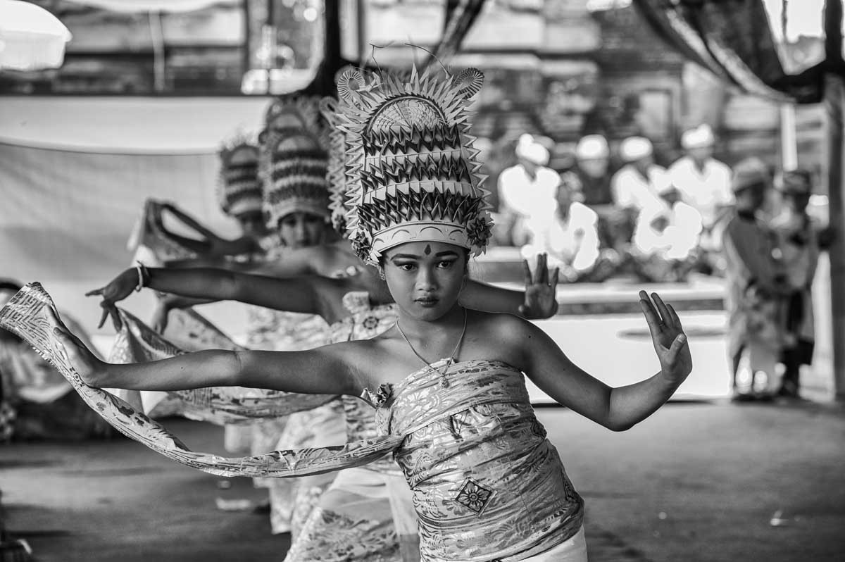 0271-Indonesia-Bali-Festa-nel-villaggio-di-Penyebeh-9.8.17