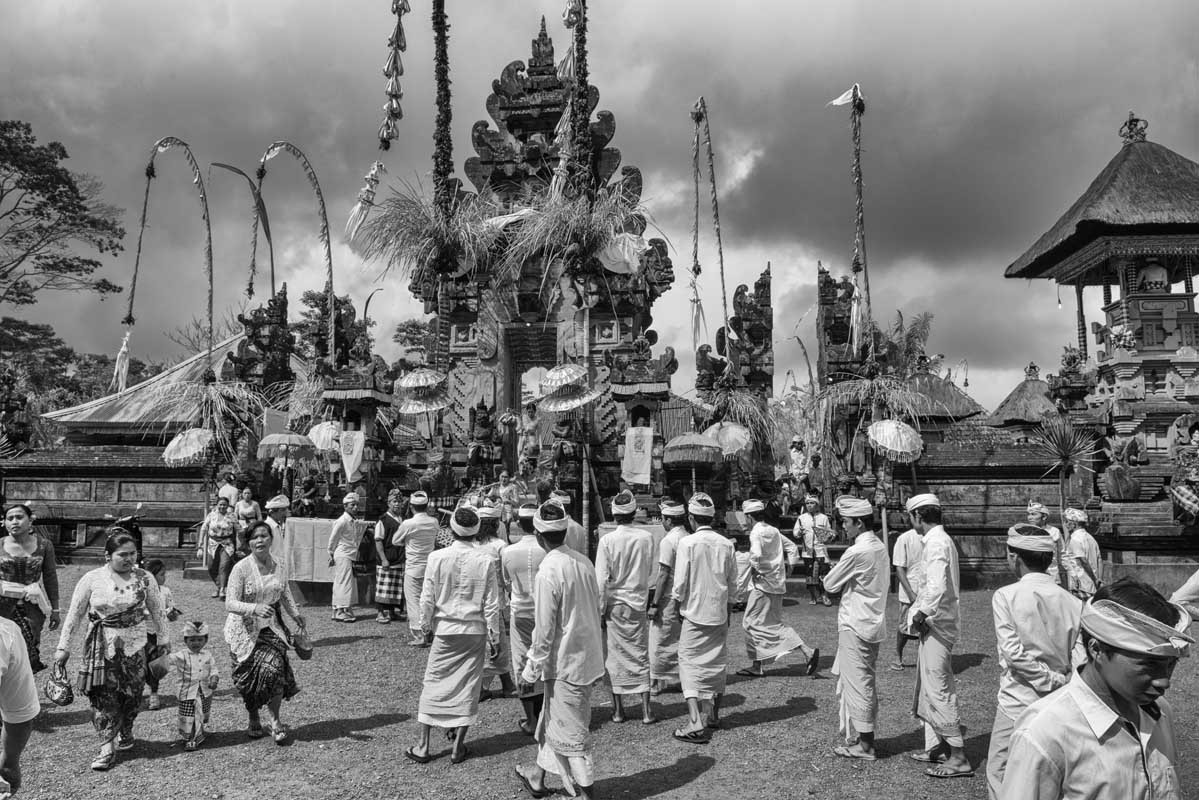 0296-Indonesia-Bali-Festa-nel-villaggio-di-Penyebeh-9.8.17