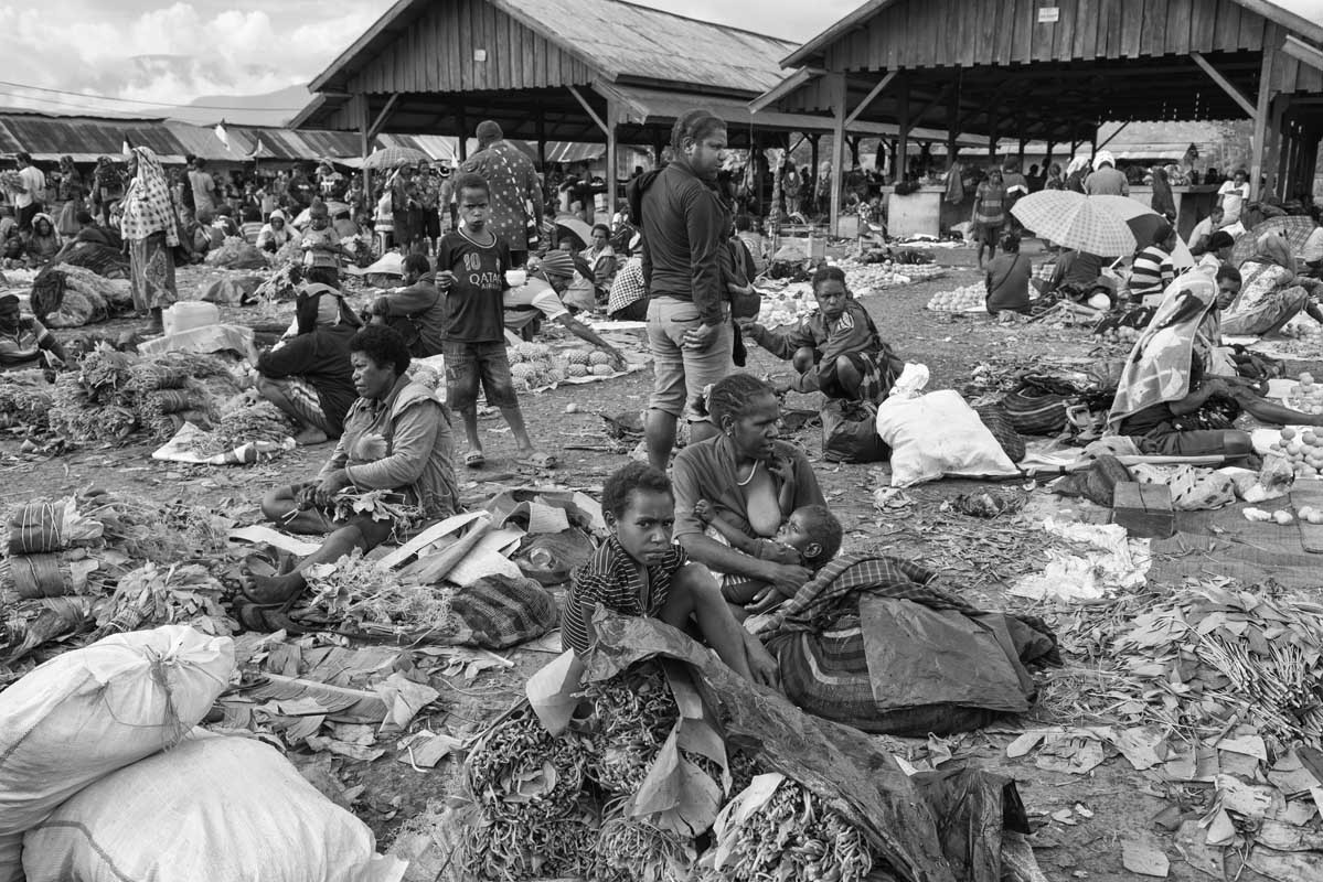 0564-Indonesia-Papua-Wamena-mercato-grande-Ibama-14.8.17