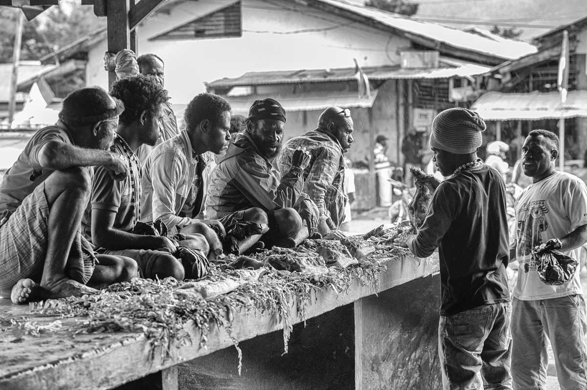 0592-Indonesia-Papua-Wamena-mercato-grande-Ibama-14.8.17