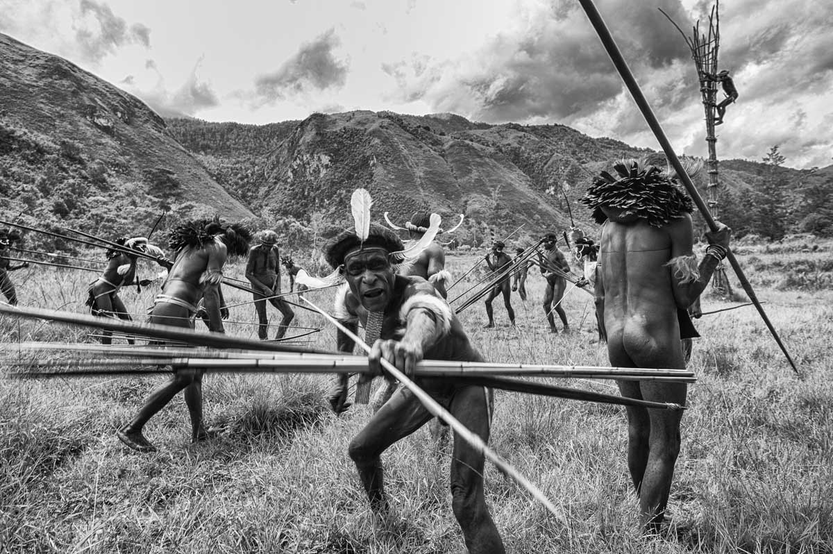 0764b-Indonesia-Papua-Baliem-Valley-kurulu-cian-spettacolo-tribale-17.8.17