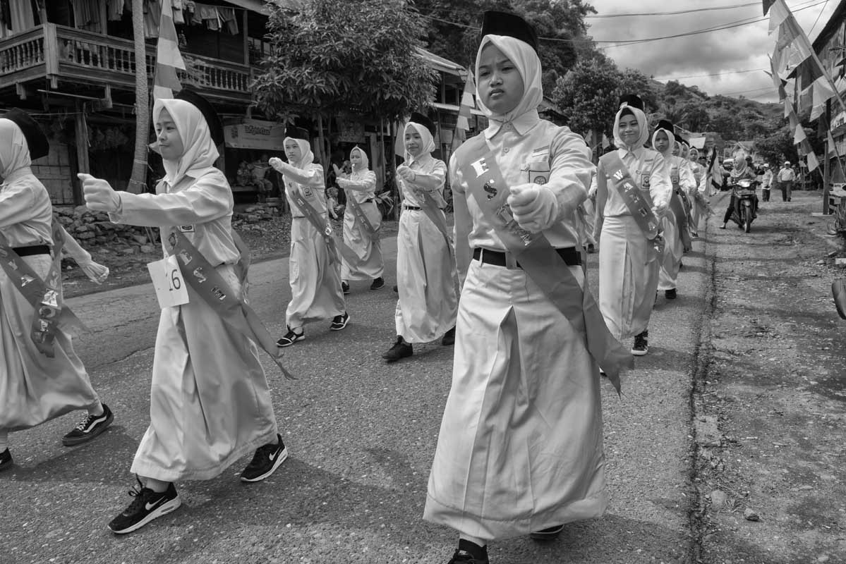 1094-Indonesia-Sulawesi-da-Sengkang-a-Torraja-Kotu-manifestazione-per-lIndipendenza-19.08.17