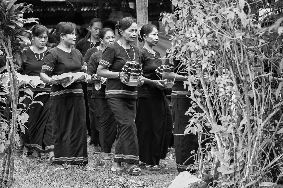 1303-Indonesia-Sulawesi-villaggio-vic.-Sangalla-cerimonia-per-il-funerale-21.08.17