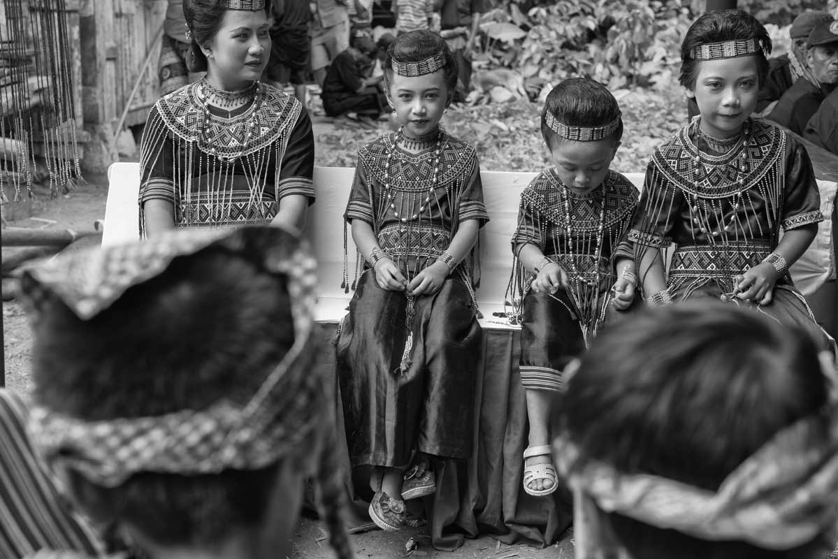 1309-Indonesia-Sulawesi-villaggio-vic.-Sangalla-cerimonia-per-il-funerale-21.08.17