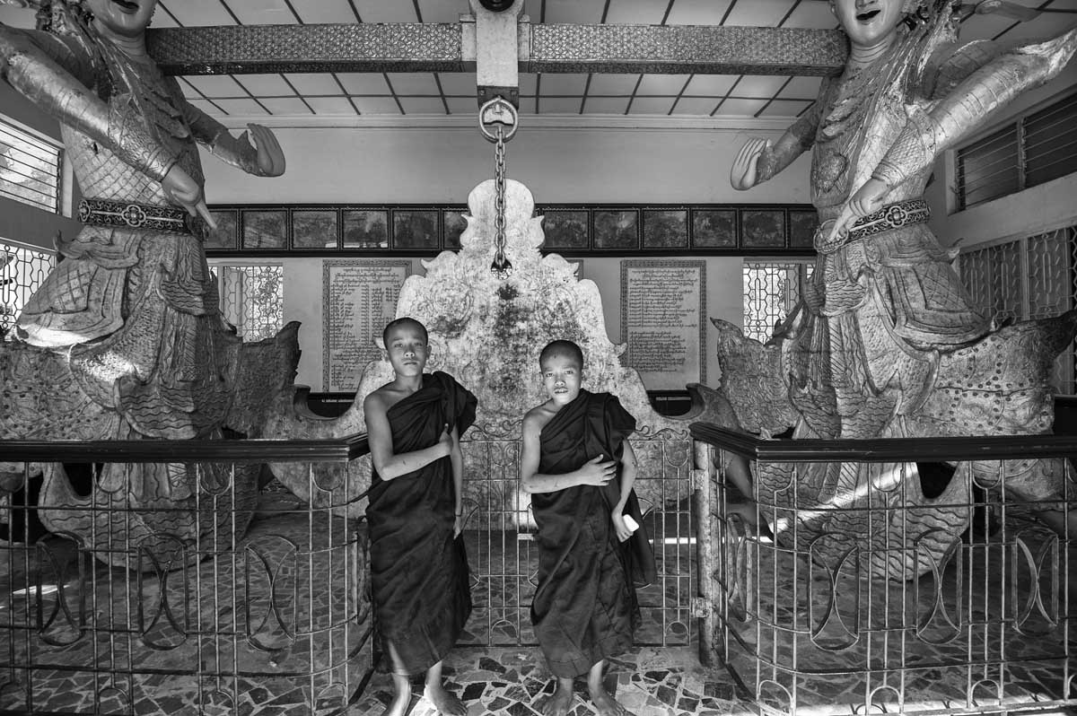 192b-Birmania-02.12.18-Mandalay-Mahamuni-Paya-Golden-Buddha