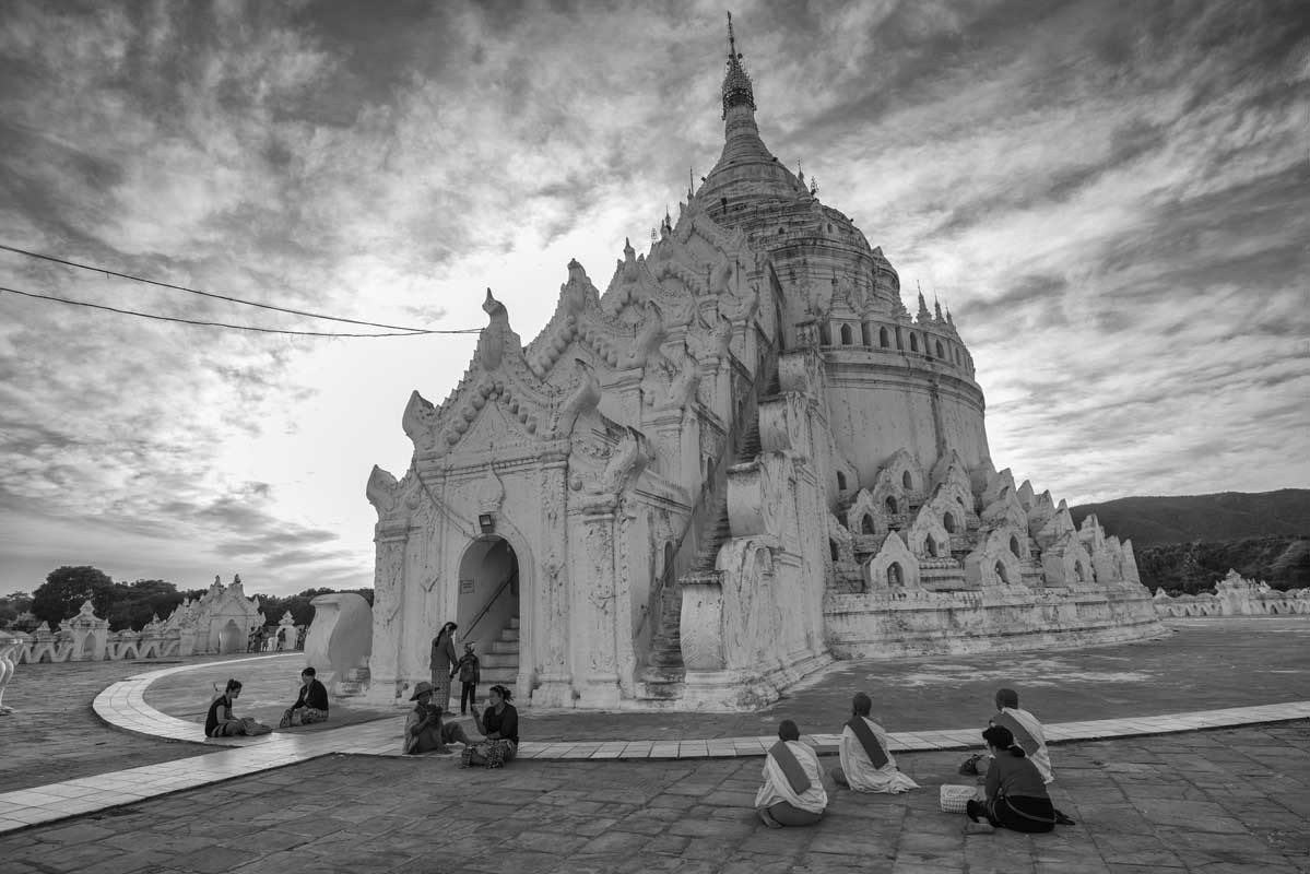 204e-Birmania-02.12.18-Mandalay-Mingun-Pagoda-bianca-Shiburne