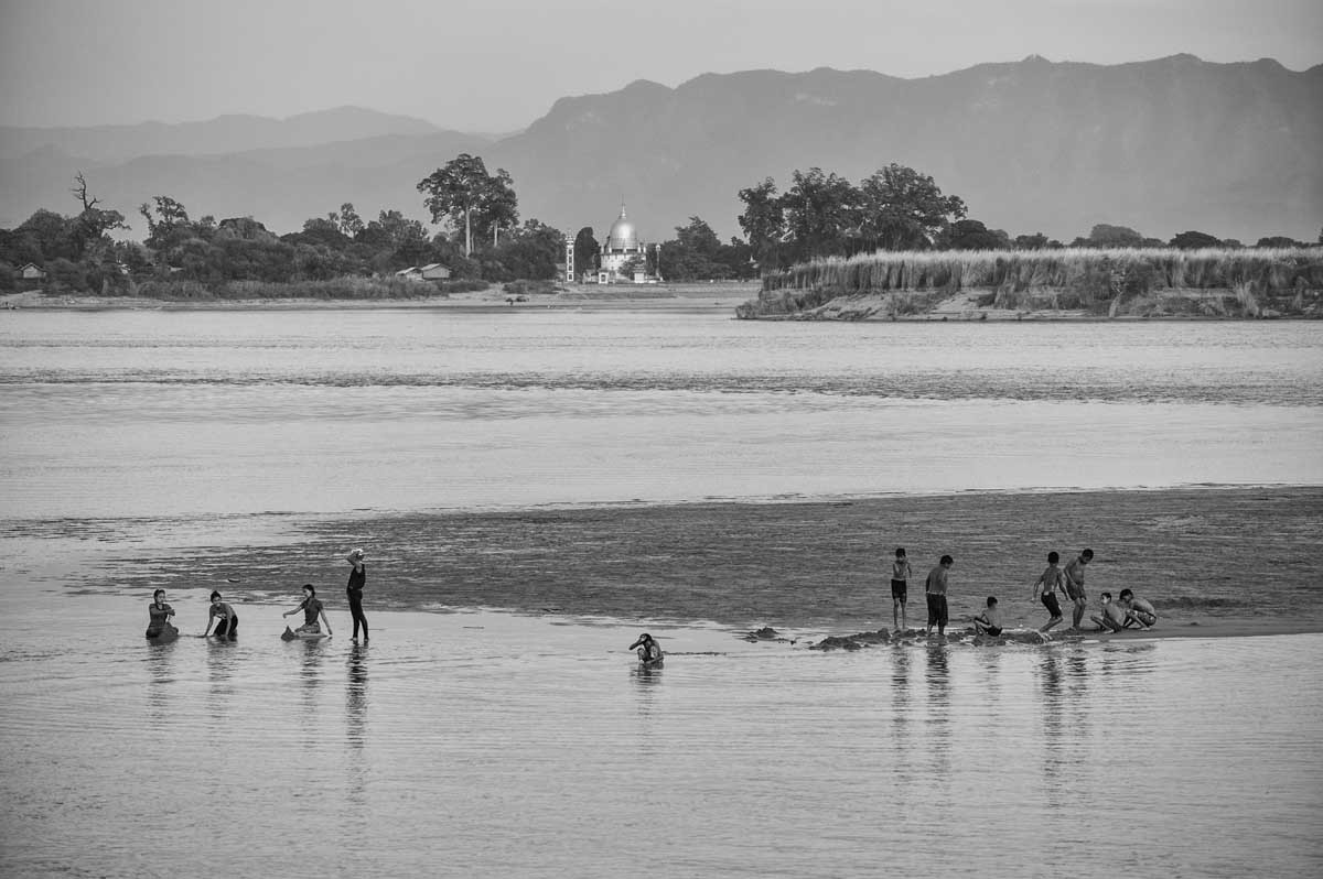 208g-Birmania-02.12.18-Mandalay-Mingun-fiume-Irrawaddy