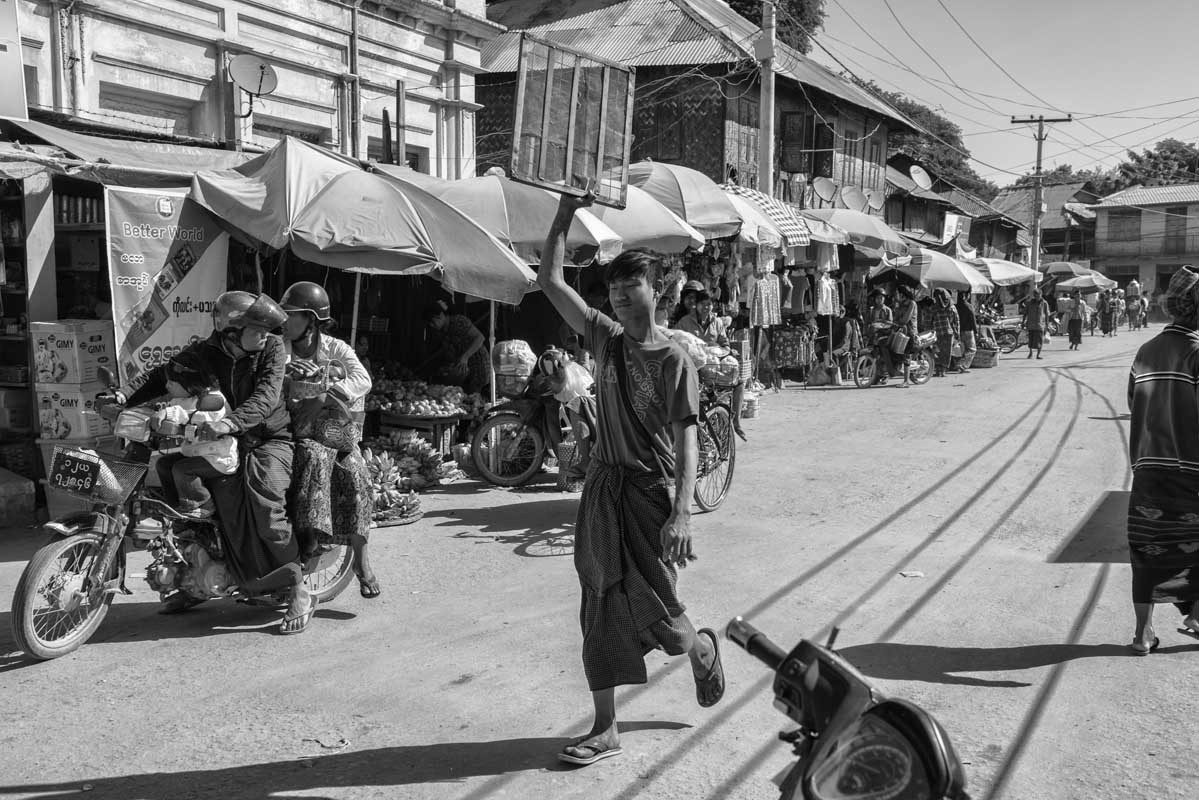 288-Birmania-04.12.18-mercato-a-Myngyan