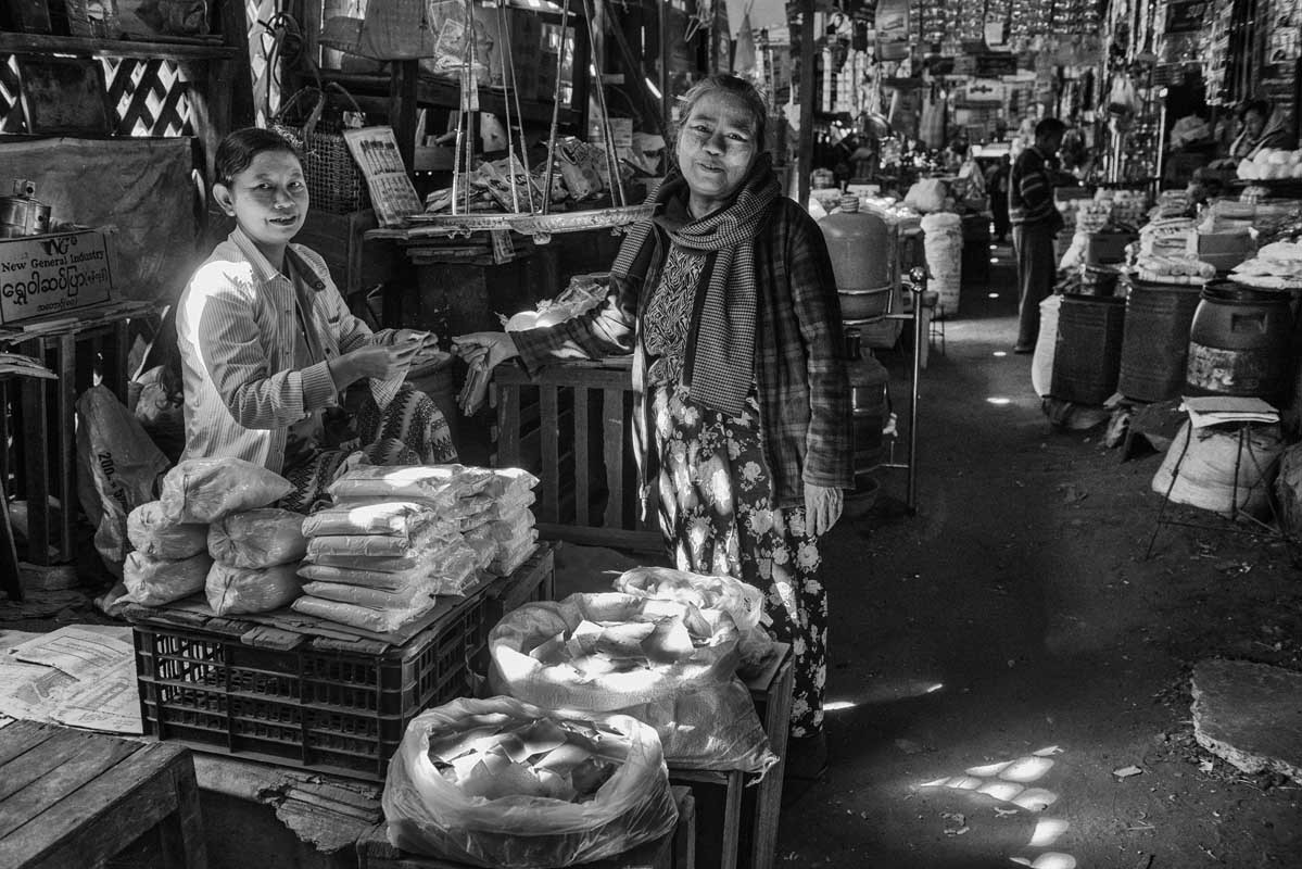 294-Birmania-04.12.18-mercato-a-Myngyan