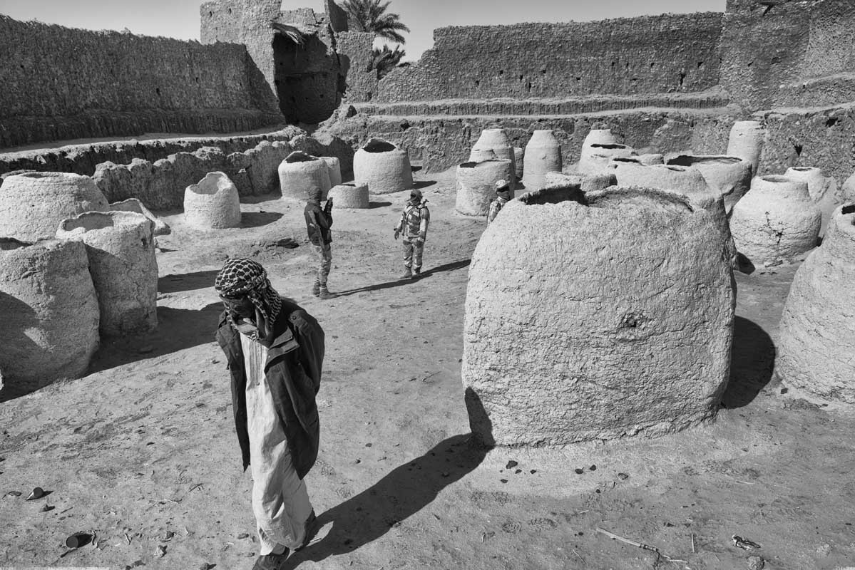204e-Niger-21.2.2020-deserto-del-Tenere-oasi-di-Fachi-centro-storico-fortezza-del-sultano
