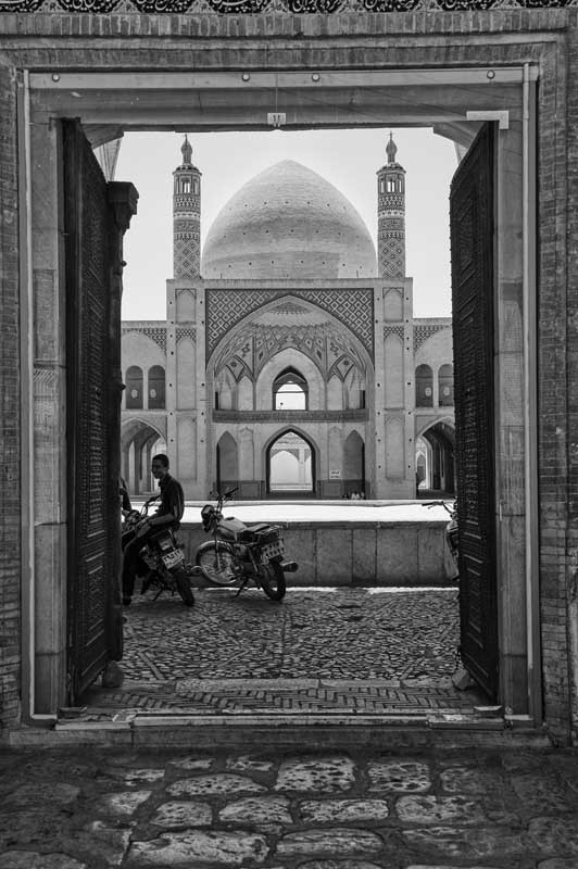 674-2107.-17.08.14-persia-masjed-e-agha-bozorg-madrasa-e-moschea