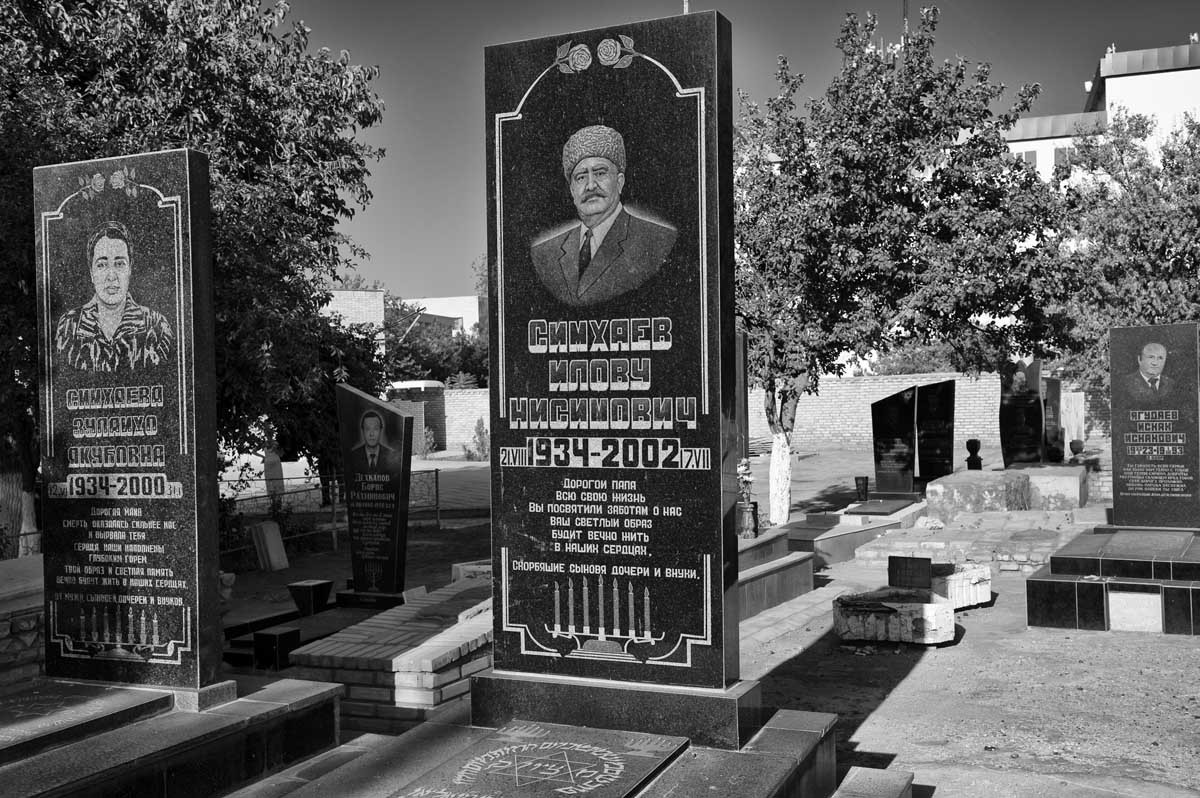 330-9103-7.8.13-uz-bukhara-cimitero-ebraico