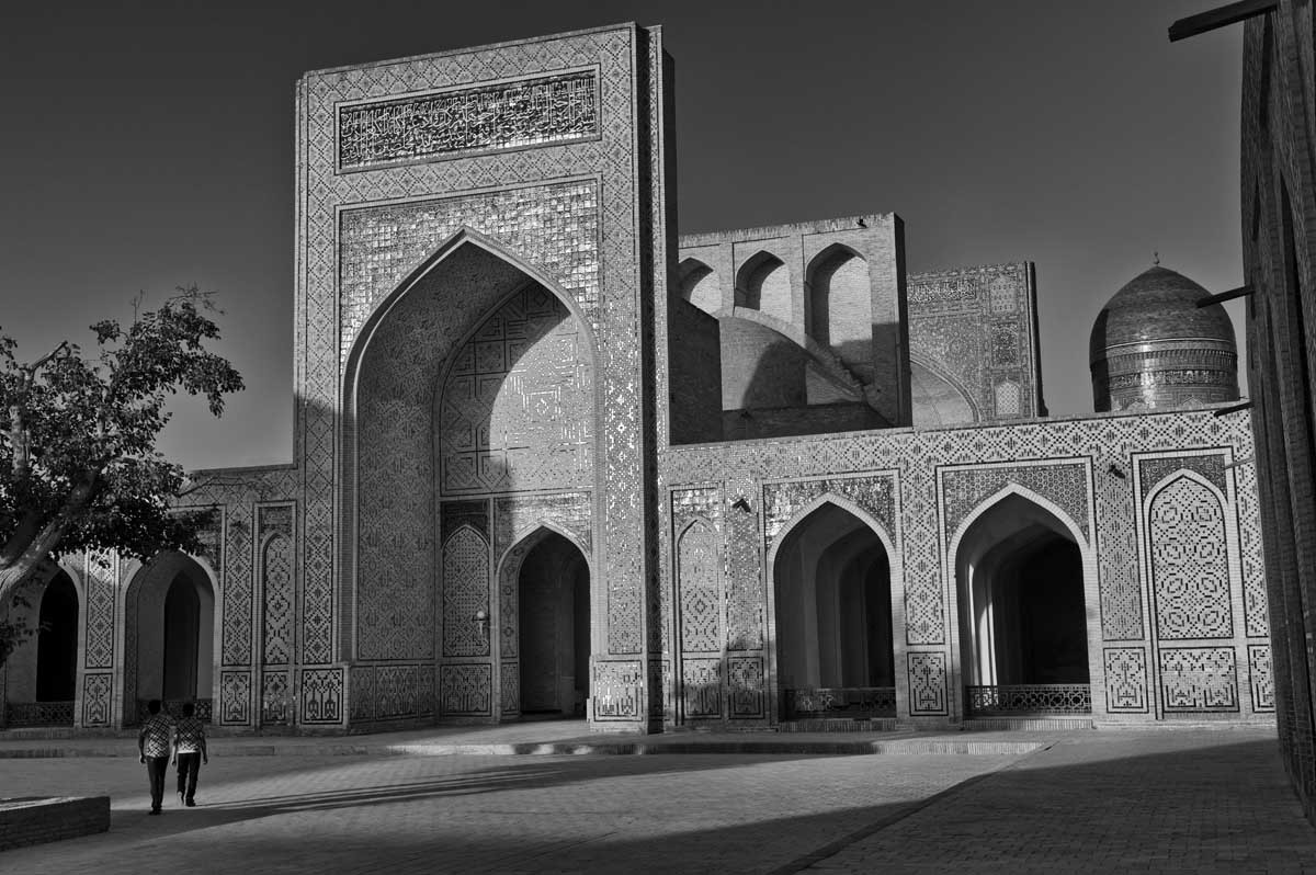 350-9168-7.8.13-uz-bukhara-moschea-kalon